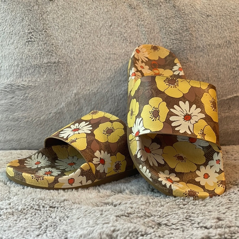 Coach floral slides sandals NEW